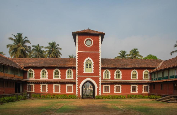 Sawantwadi Palace, Sindhudurg, Maharashtra - Vushii.com Sawantwadi Palace, Sindhudurg, Maharashtra - Vushii.com